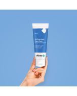 Oil-Free Daily Face Wash With Hyaluronic Acid, Glycolic Acid & Multivitamins for Clear & Hydrated Skin - 100ml